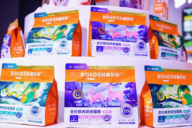 国内首款磷虾鹿肉烘焙猫粮惊喜亮相它博会AG真人游戏平台欧睿权威认证都乐时携(图4)