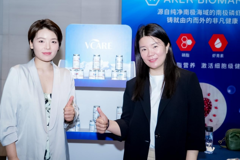 相上海挪威国庆日晚宴创新科技赋能宠物健康新未来AG真人旗舰厅挪威高端宠物营养品牌VCare亮(图6)