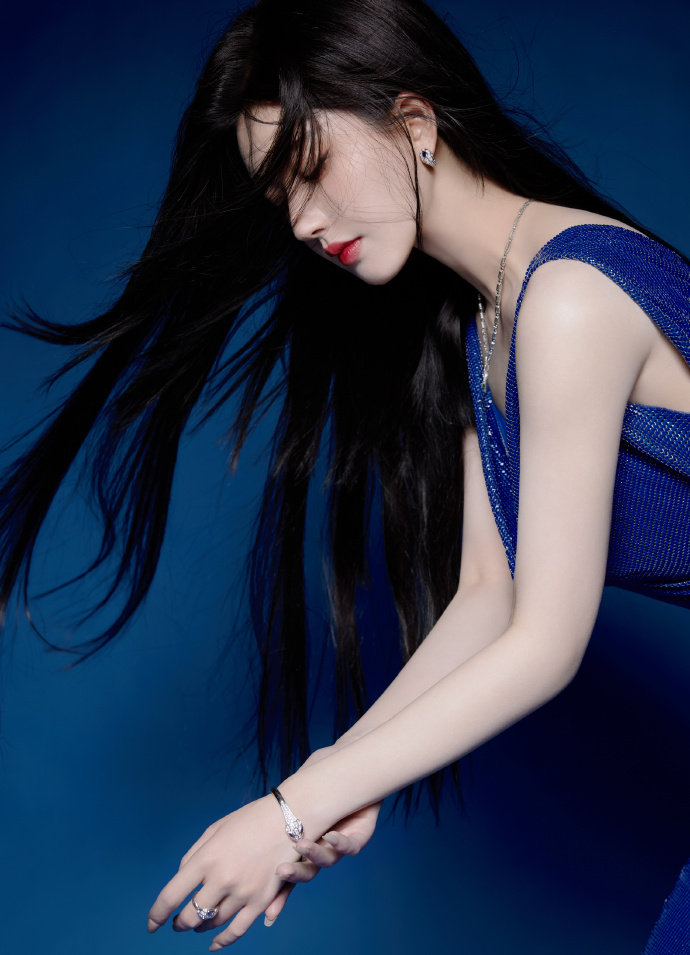 - 中国老太BBXX手机版V9AG真人国际厅中国老太BBXX